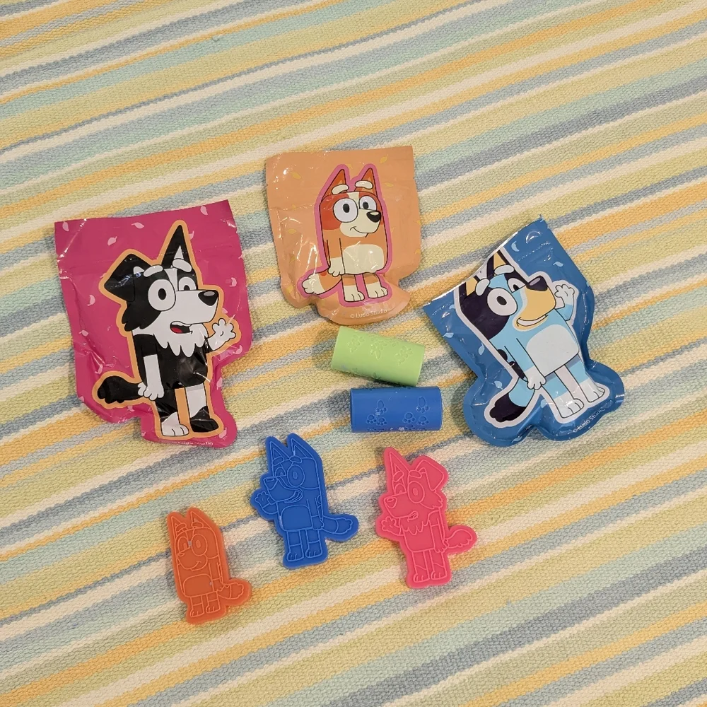 ⭐ Bluey SLIMYGLOOP Slimy Sand Mold & Play Creations
